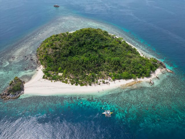 Top Islands to see Between El Nido and Coron