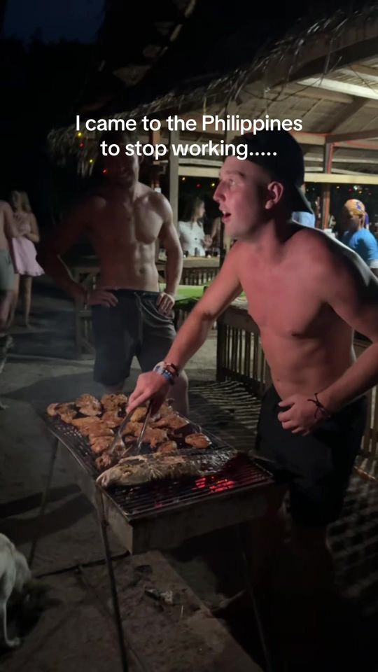 Island cooking class during the Castaway expedition between El Nido and Coron